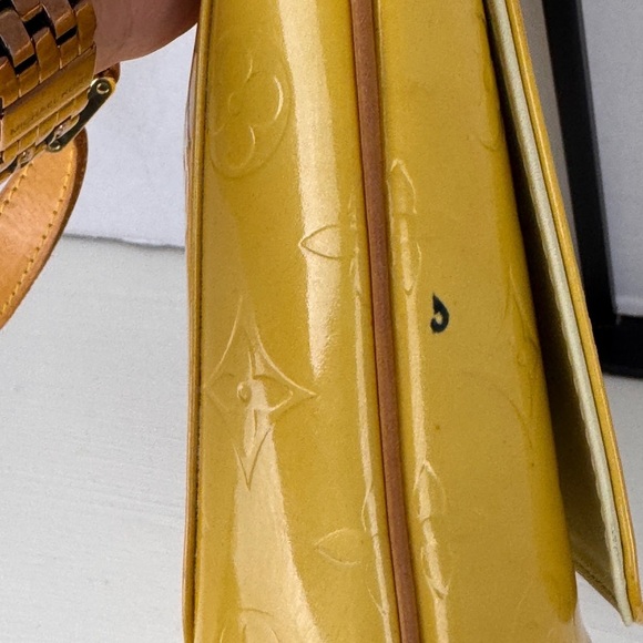 LOUIS VUITTON VERNIS THOMPSON STREET SHOULDER BAG BEIGE/YELLOW - Picture 3 of 16